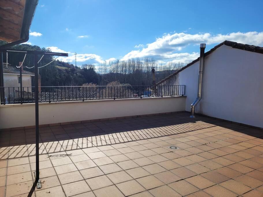 Casa Julio, Bonita Casa Comoda Y Espaciosa, Totalmente Reformada Con Terraza Y Jardin Privado Riezu Ngoại thất bức ảnh